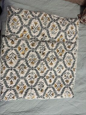 Floral Quilted shams with Yellow and Gray Motif